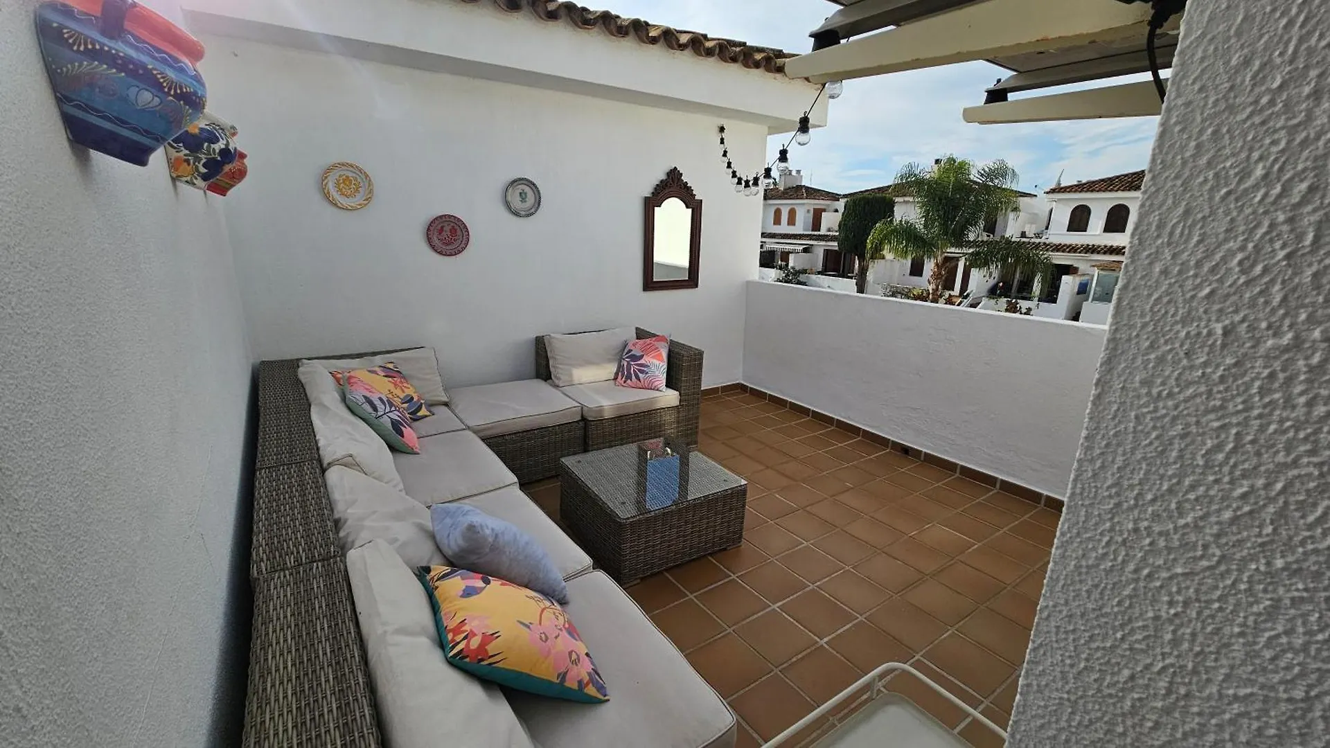 公寓 4 Bedroom Townhouse 200 Meters From The Beach! 埃斯特波纳
